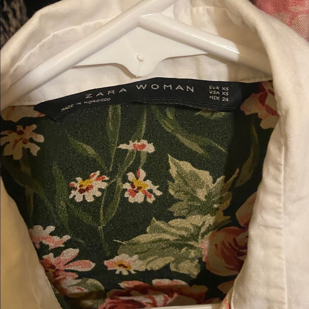 Zara Floral Blouse - Picture 5 of 15